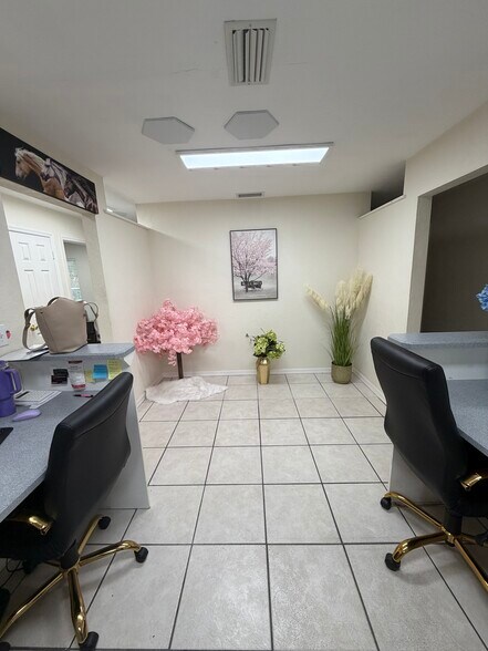 More Photos Of 3113 S Ridgewood Ave, Daytona Beach Medical For Lease