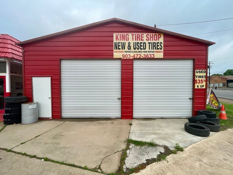 More Photos Of 300 W Pinecrest Dr, Marshall Auto Repair For Sale