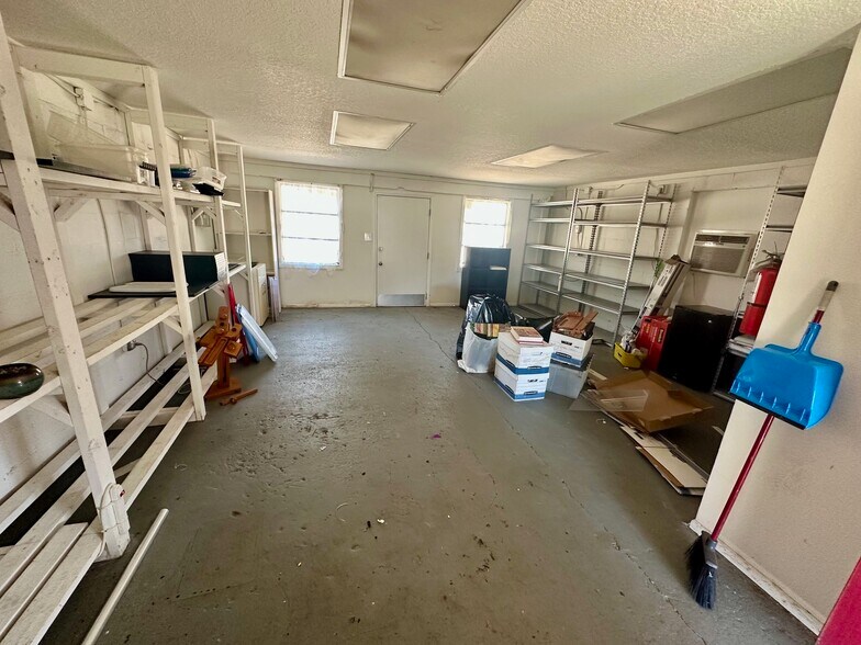 More Photos Of 1201 W Fairbanks Ave, Orlando Freestanding For Lease