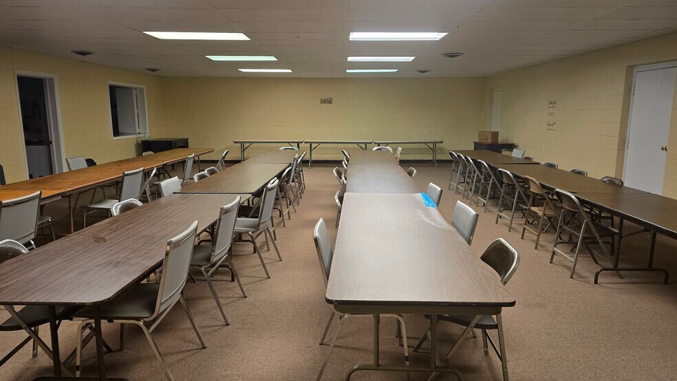 More Photos Of 3300 Old Jonesboro Rd, Hapeville Religious Facility For Sale