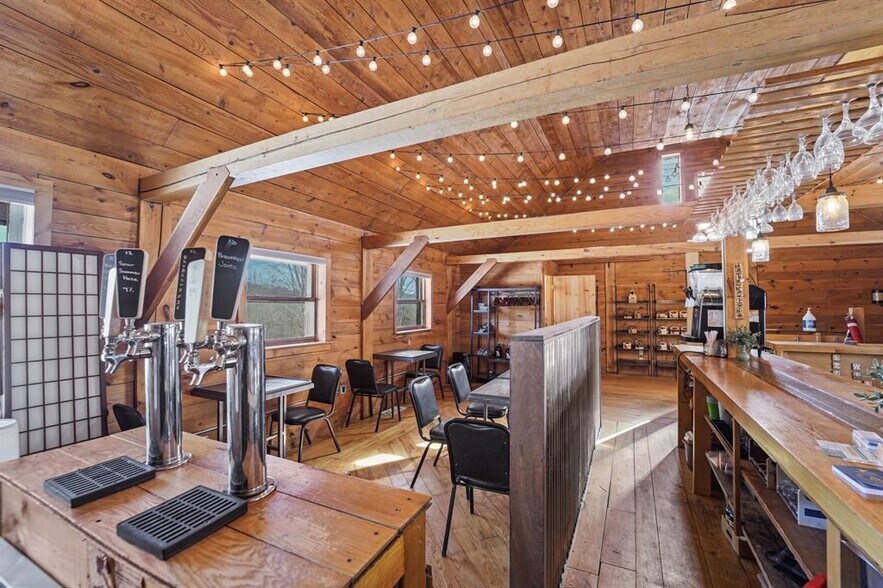 More Photos Of 248 County Road 1, Chenango Forks Specialty For Sale