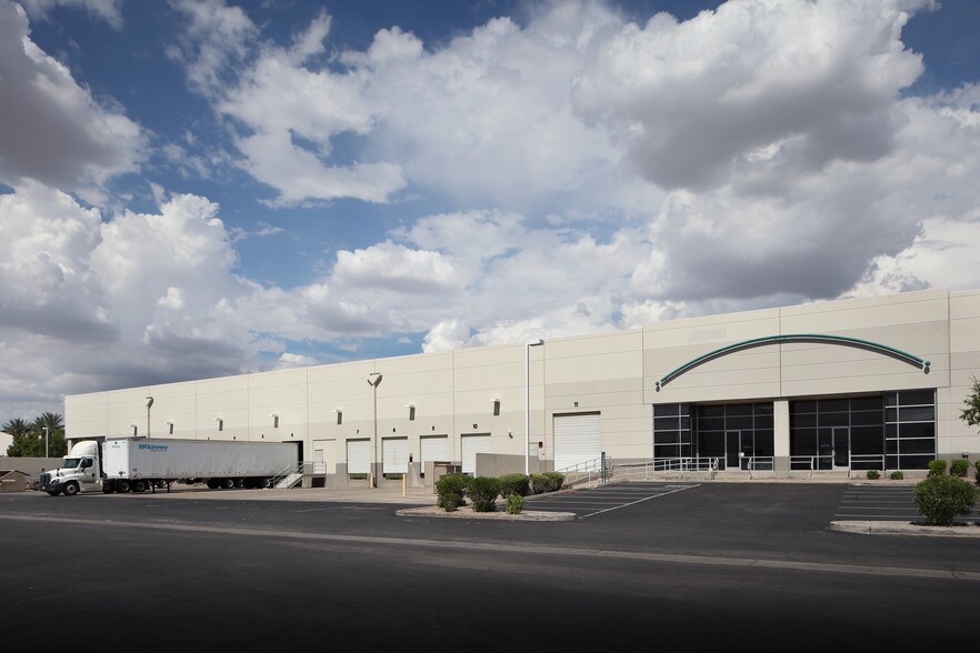 More Photos Of 4535 E Elwood St, Phoenix Warehouse For Lease