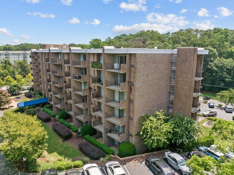 More Photos Of 600 Martin Luther King Jr Blvd, Chapel Hill Apartments For Sale