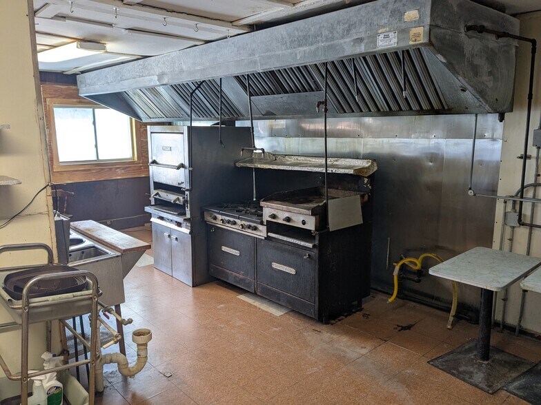 More Photos Of 388 Loudon Rd, Concord Restaurant For Sale