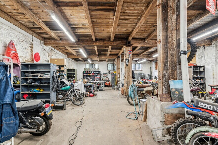 More Photos Of 2822-2824 Jasper St, Philadelphia Warehouse For Sale