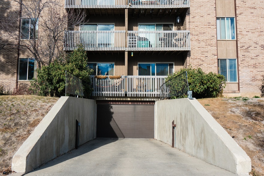 More Photos Of 107 N B St, Salt Lake City Apartments For Sale