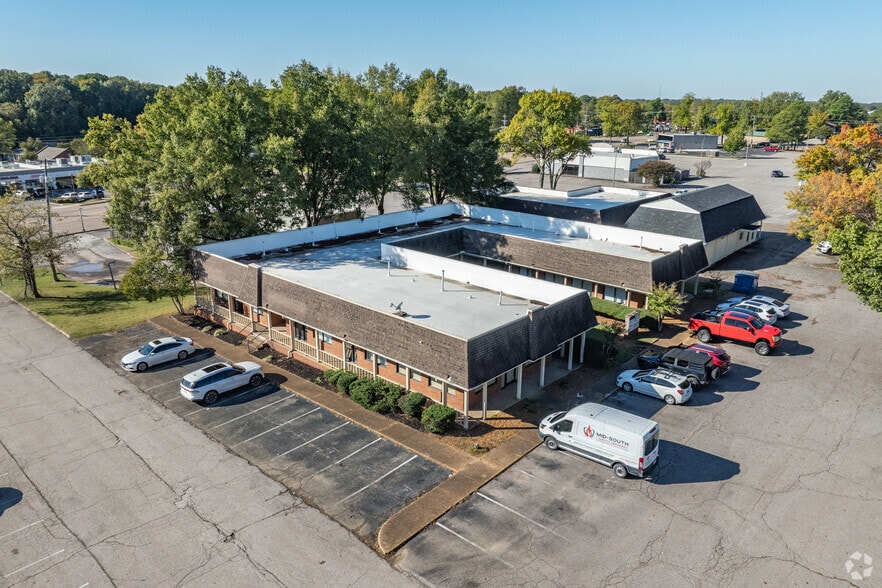 More Photos Of 6255-6273 E Stage Plz, Bartlett Office For Lease