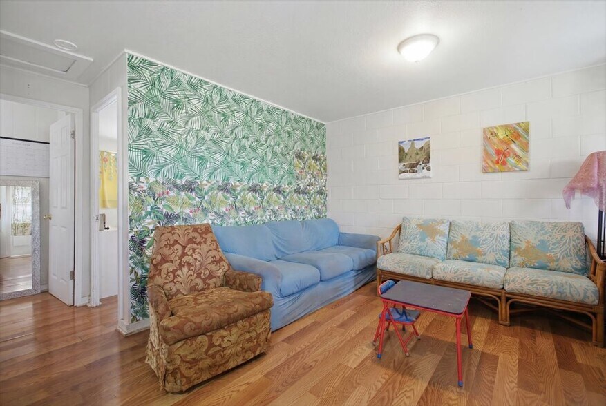 More Photos Of 349 N Market St, Wailuku Apartments For Sale
