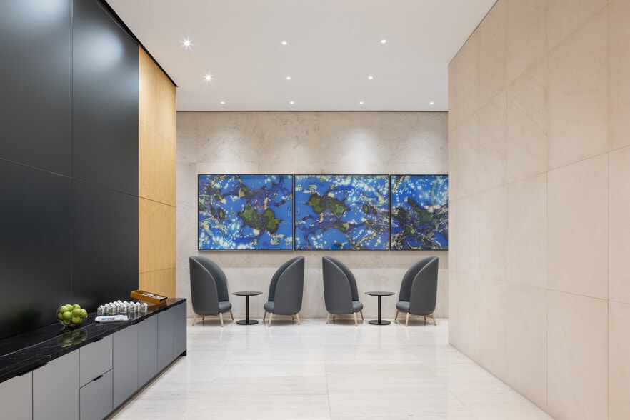 More Photos Of 540 Madison Ave, New York Coworking Space