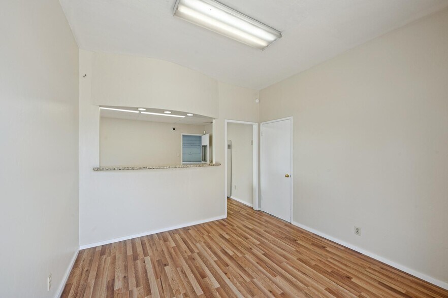 More Photos Of 2475 Bluebell Dr, Santa Rosa Industrial For Lease
