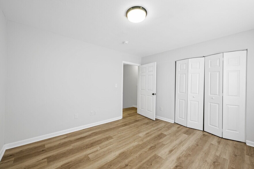 More Photos Of 1400 N Chamberlain Ave, Chattanooga Apartments For Sale