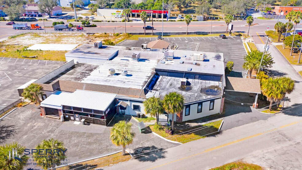More Photos Of 300 N Cocoa Blvd, Cocoa Restaurant For Lease