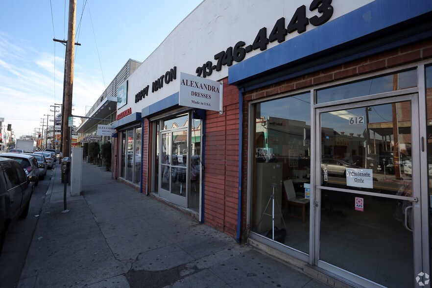 More Photos Of 612 E 12th St, Los Angeles Veterinarian Kennel For Sale