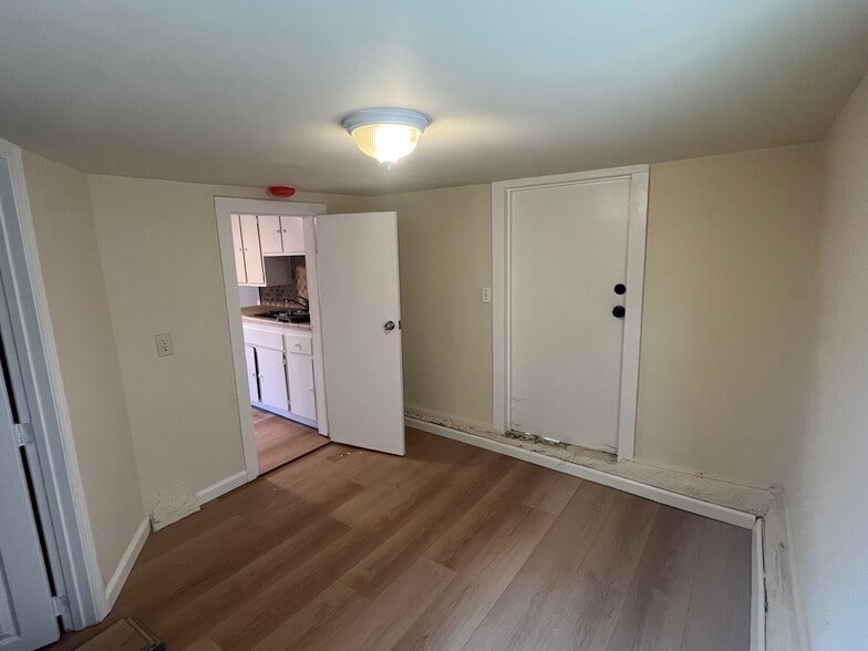 More Photos Of 4114 E 17th St, Oakland Apartments For Sale