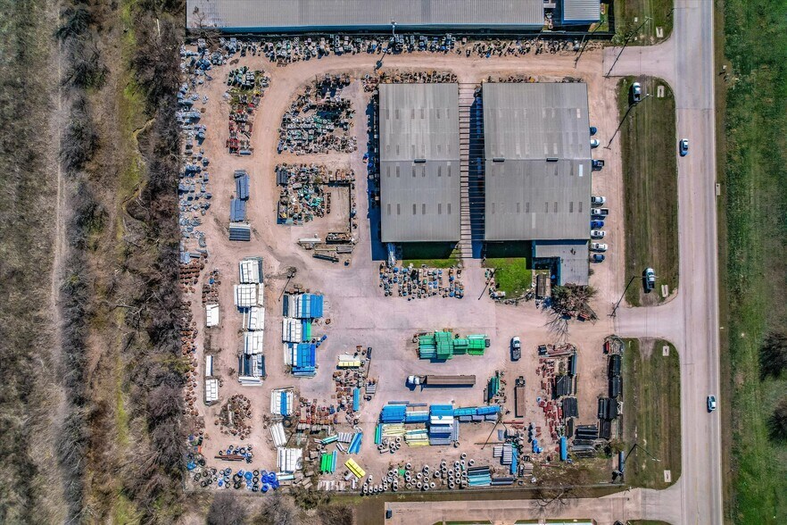 More Photos Of 2259 Innovation Blvd, Hutto Warehouse For Lease