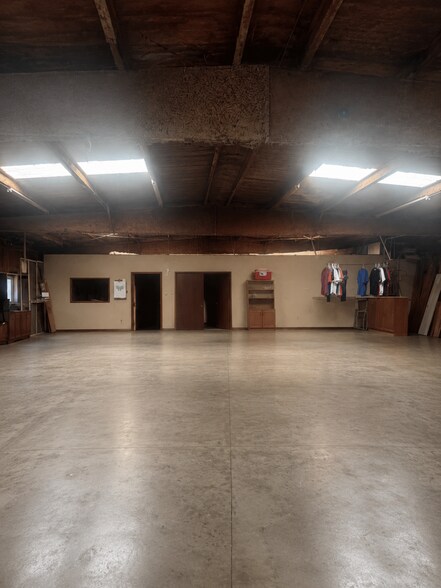 More Photos Of 3316 US Highway 180 W, Breckenridge Office For Sale