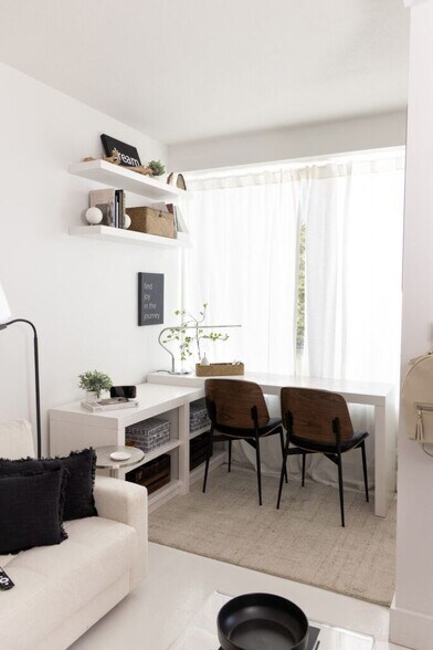 More Photos Of 2950 Summit St, Kansas City Apartments For Sale