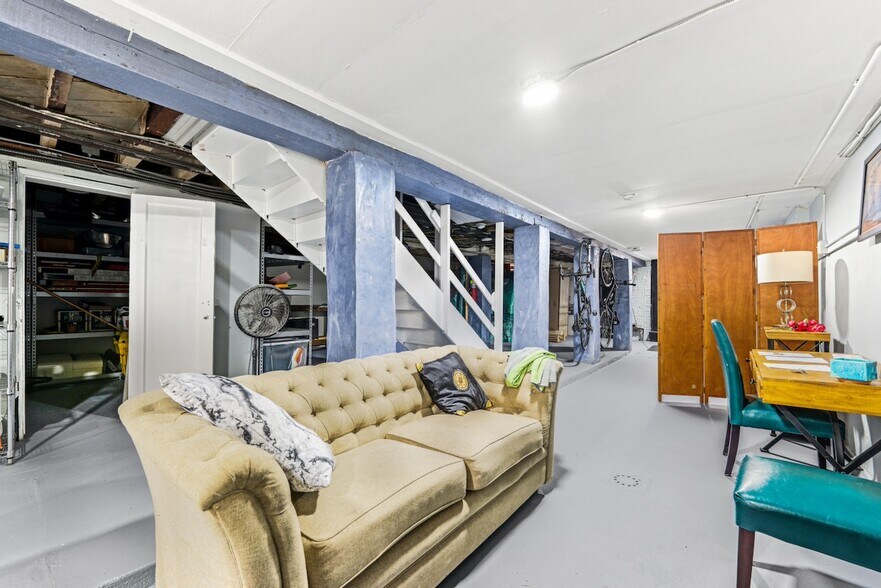 More Photos Of 227 Clinton St, Hoboken Apartments For Sale