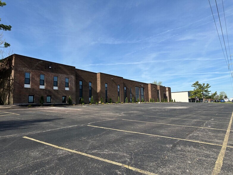 More Photos Of 7505 Sussex Dr, Florence Medical For Lease