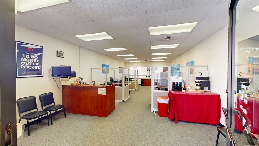 More Photos Of 324 E Washington Ave, Riverton Office For Sale