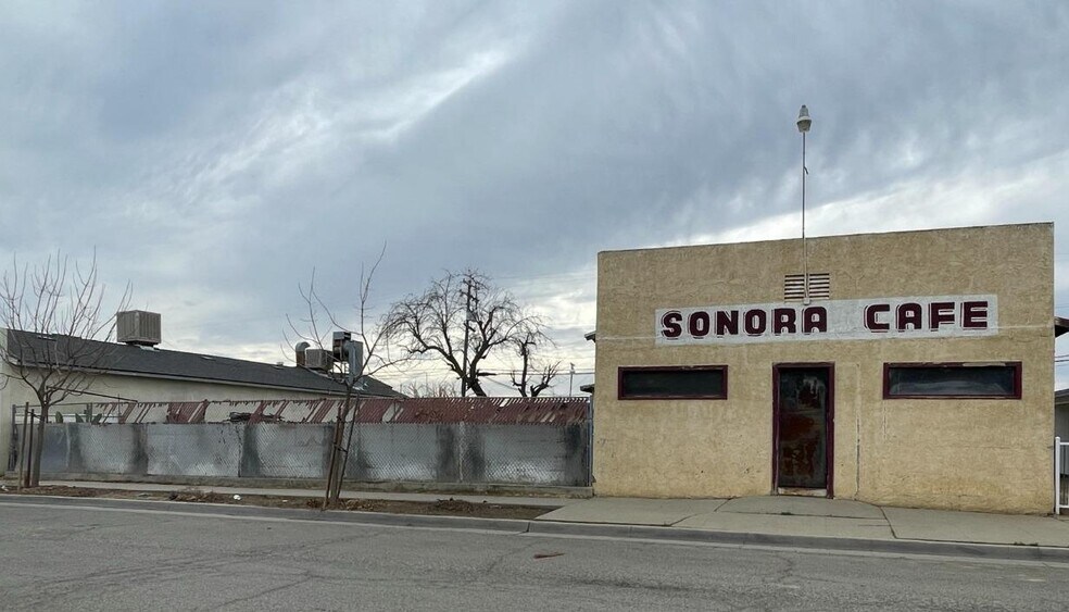 Primary Photo Of 17059 Myrtle Ave, Huron Restaurant For Sale