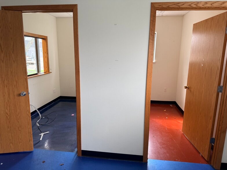 More Photos Of 1001 Arboretum Dr, Waunakee Flex For Lease