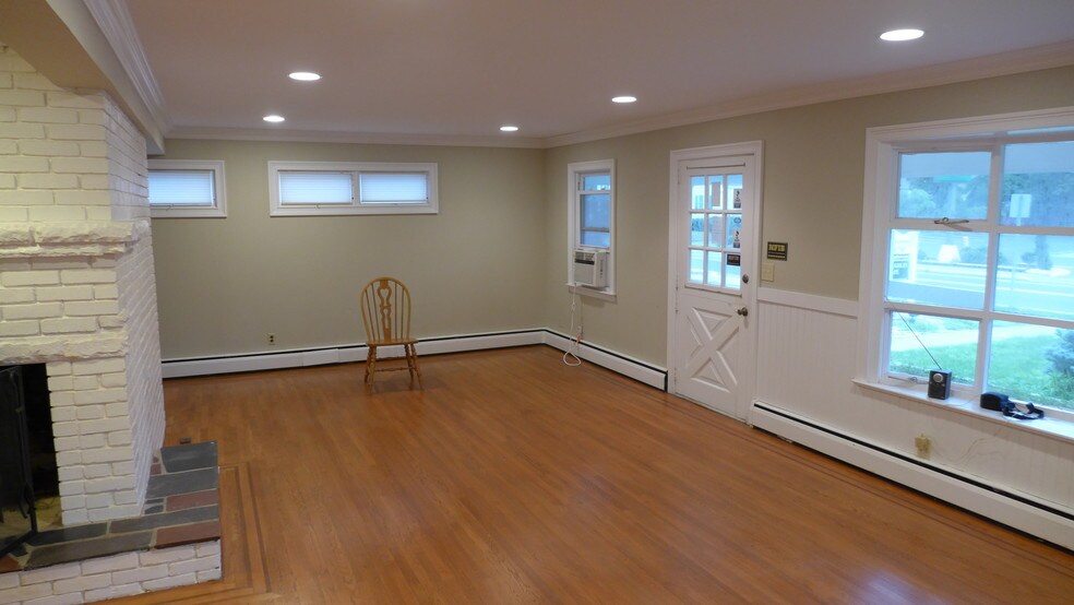 More Photos Of 2025 Rt-71, Spring Lake Office For Lease