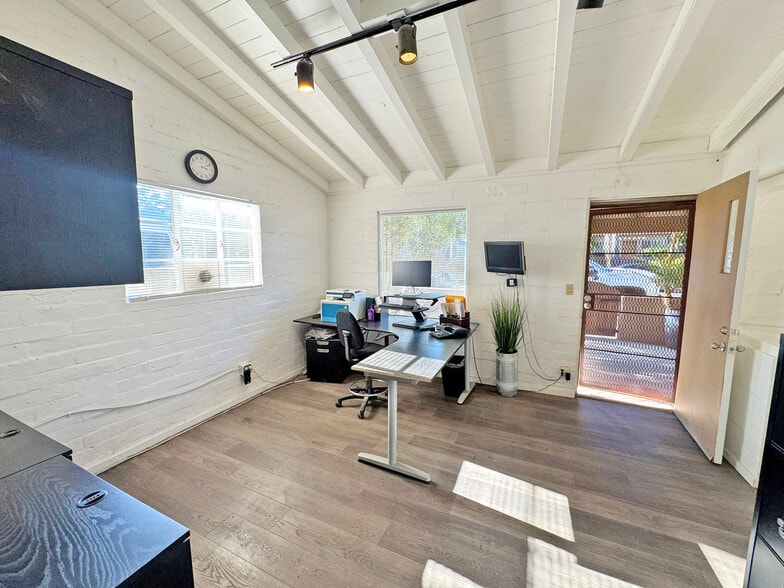 More Photos Of 213 W Gutierrez St, Santa Barbara Warehouse For Sale