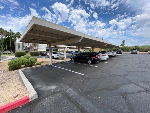 More Photos Of 7440 E Karen Dr, Scottsdale Service For Lease