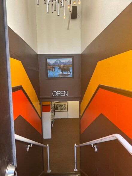 More Photos Of 2109 NW Irving St, Portland Apartments For Sale