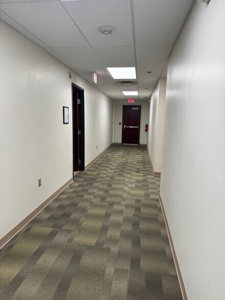 More Photos Of 2735 E Tudor Rd, Anchorage Medical For Lease
