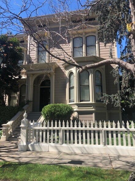 More Photos Of 654 13th St, Oakland Unknown For Lease