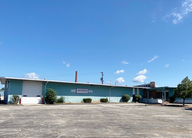 More Photos Of 815 W Sample St, South Bend Truck Terminal For Lease