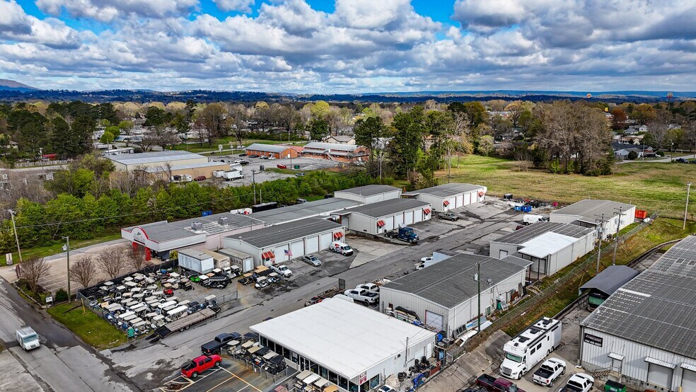 More Photos Of 25 Warehouse Way, Rossville Industrial For Sale