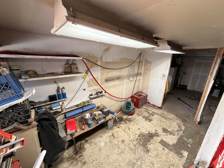 More Photos Of 1715 N Poplar St, Leadville Auto Repair For Sale