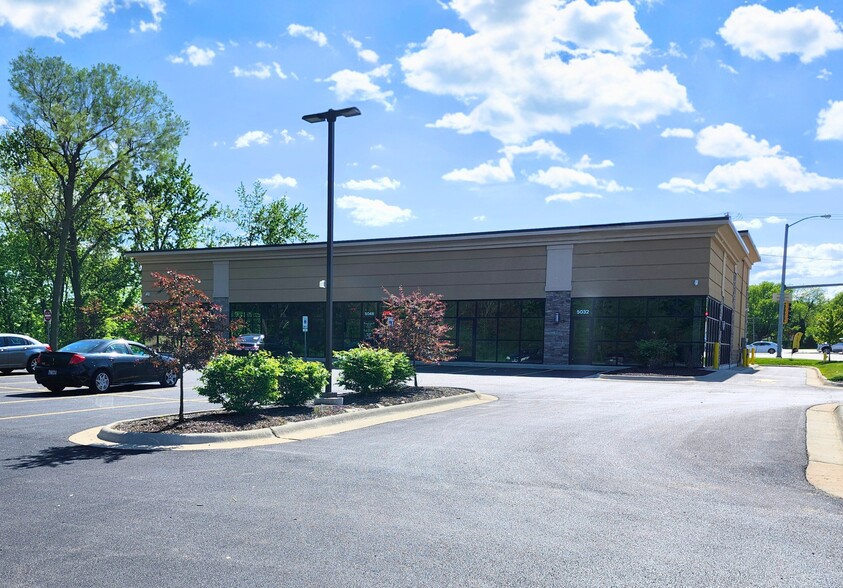 More Photos Of 5032-5064 S Main St, Rockford General Retail For Sale