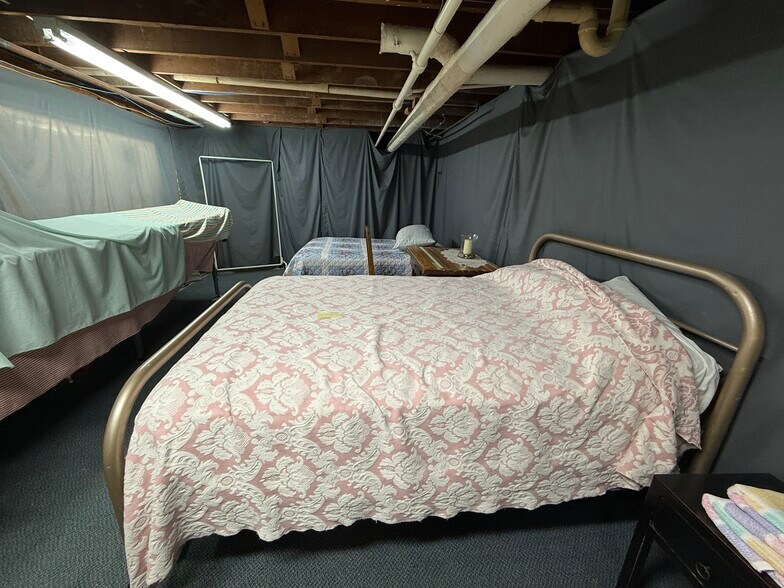 More Photos Of 218 Commercial Ave, Wallace Hotel For Sale