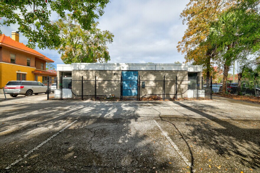 More Photos Of 2054 Park St, Jacksonville Medical For Lease