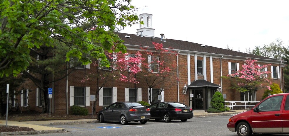 More Photos Of 296 Summerhill Rd, Spotswood Medical For Lease