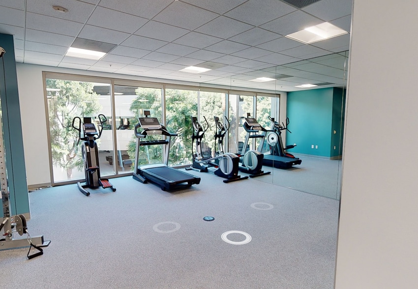 More Photos Of 27101-27201 Puerta Real, Mission Viejo Unknown For Lease