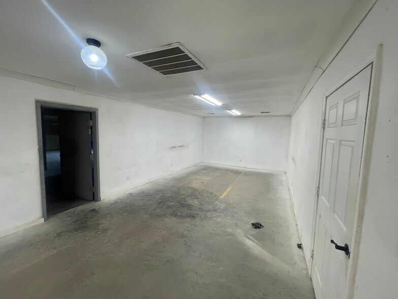 More Photos Of 13555 Old Spanish Trl, Boutte Warehouse For Sale