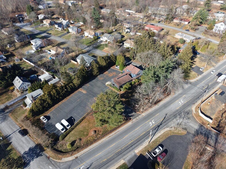 More Photos Of 57 N Middletown Rd, Nanuet Medical For Lease