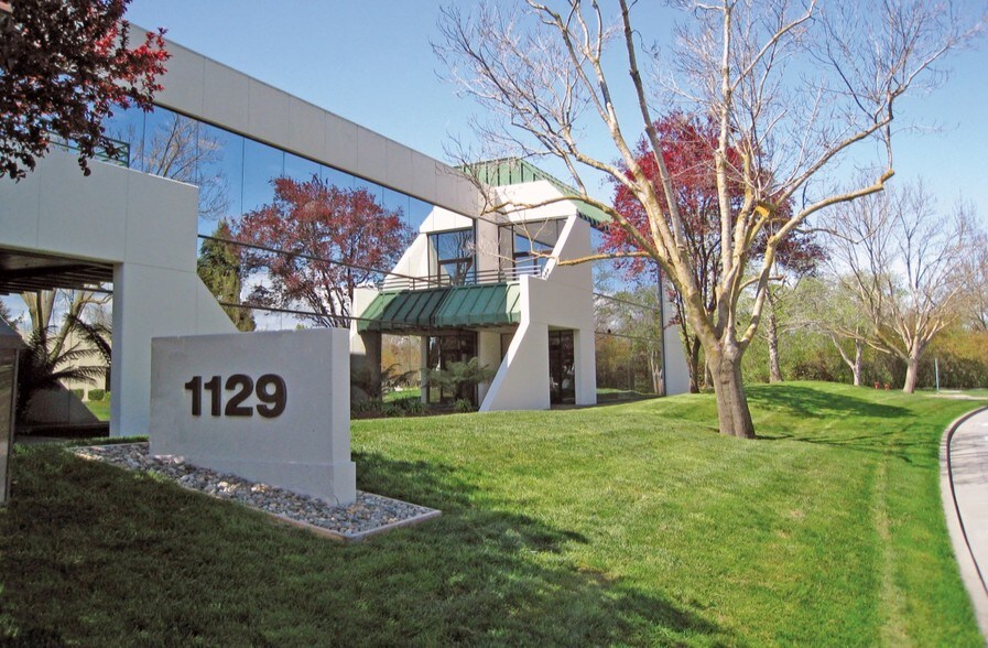 More Photos Of 1129 Industrial Ave, Petaluma Warehouse For Lease