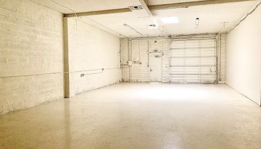 More Photos Of 7745 E Gelding Dr, Scottsdale Warehouse For Lease