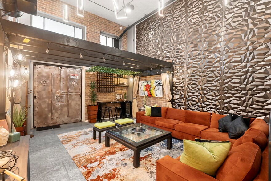 More Photos Of 302-390 11th Ave, San Diego Apartments For Sale