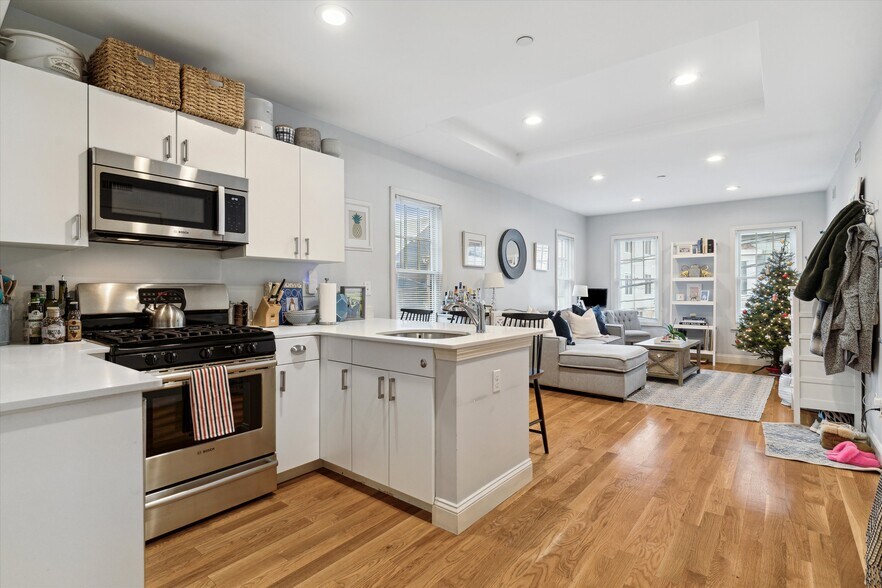 More Photos Of 75-77 F St, Boston Apartments For Sale