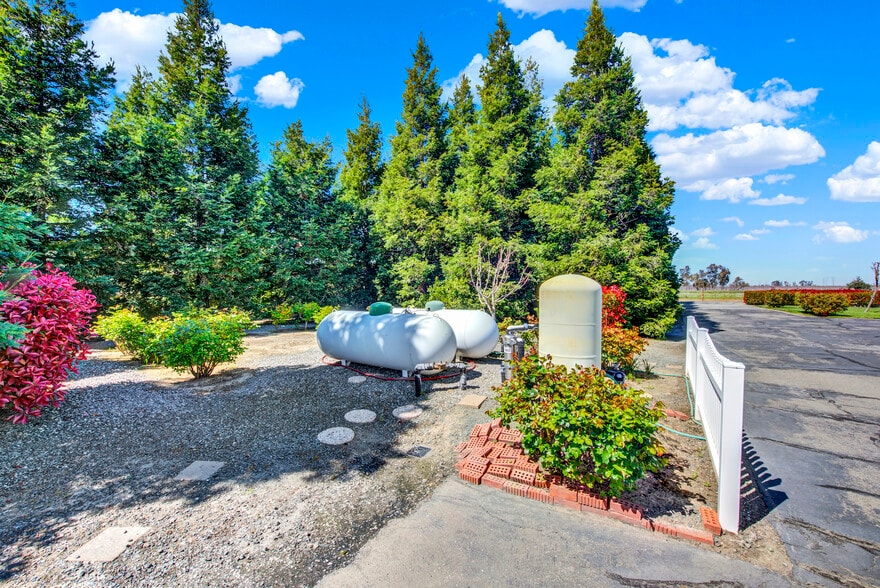 More Photos Of 5050 Melissa Ln, Vacaville Light Manufacturing For Sale