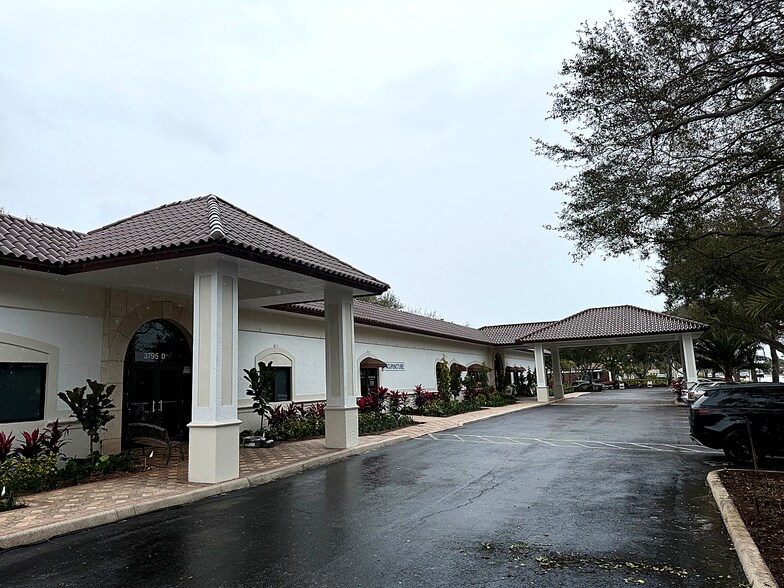 More Photos Of 3795 Boynton Beach Blvd, Boynton Beach Medical For Lease
