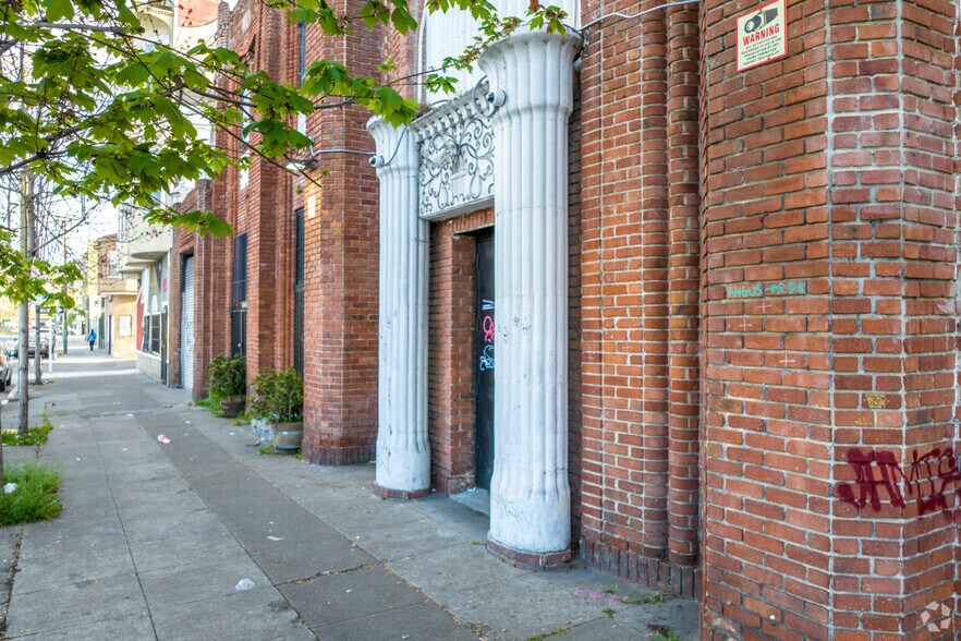 More Photos Of 2515-2521 San Pablo Ave, Oakland Apartments For Sale