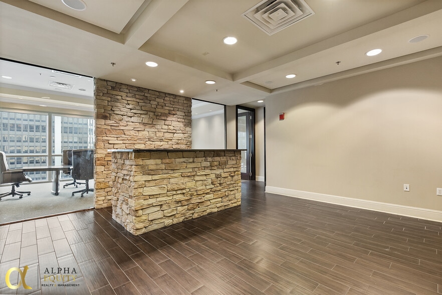 More Photos Of 189 S Orange Ave, Orlando Office Residential For Sale